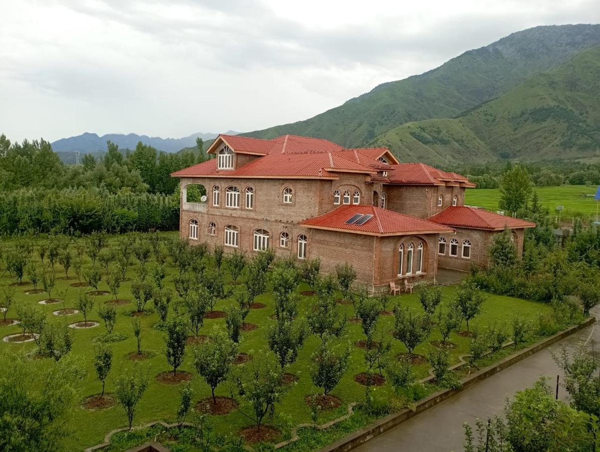 The Country Hills Villa ศรีนาการ์ ภายนอก รูปภาพ