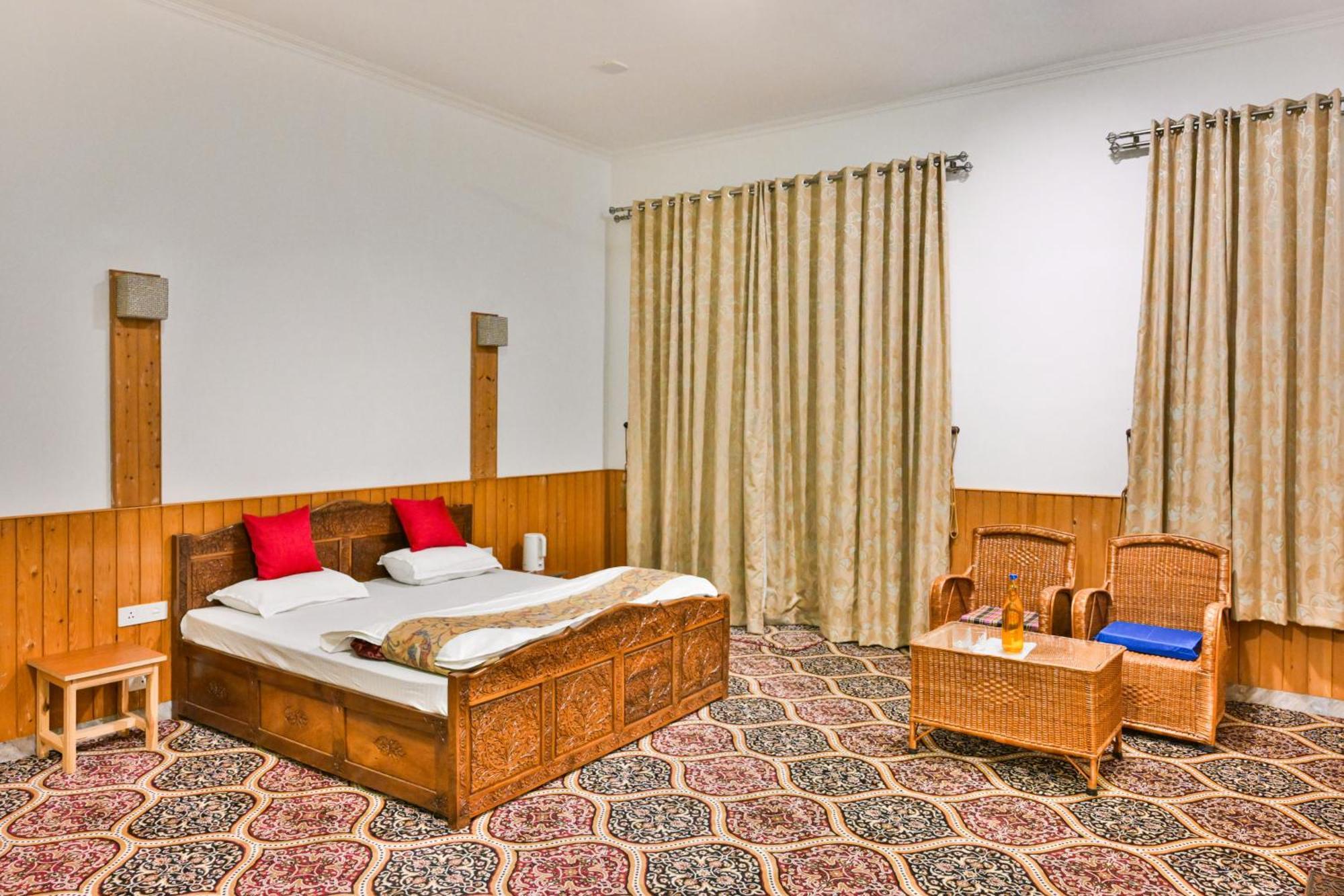 The Country Hills Villa ศรีนาการ์ ภายนอก รูปภาพ